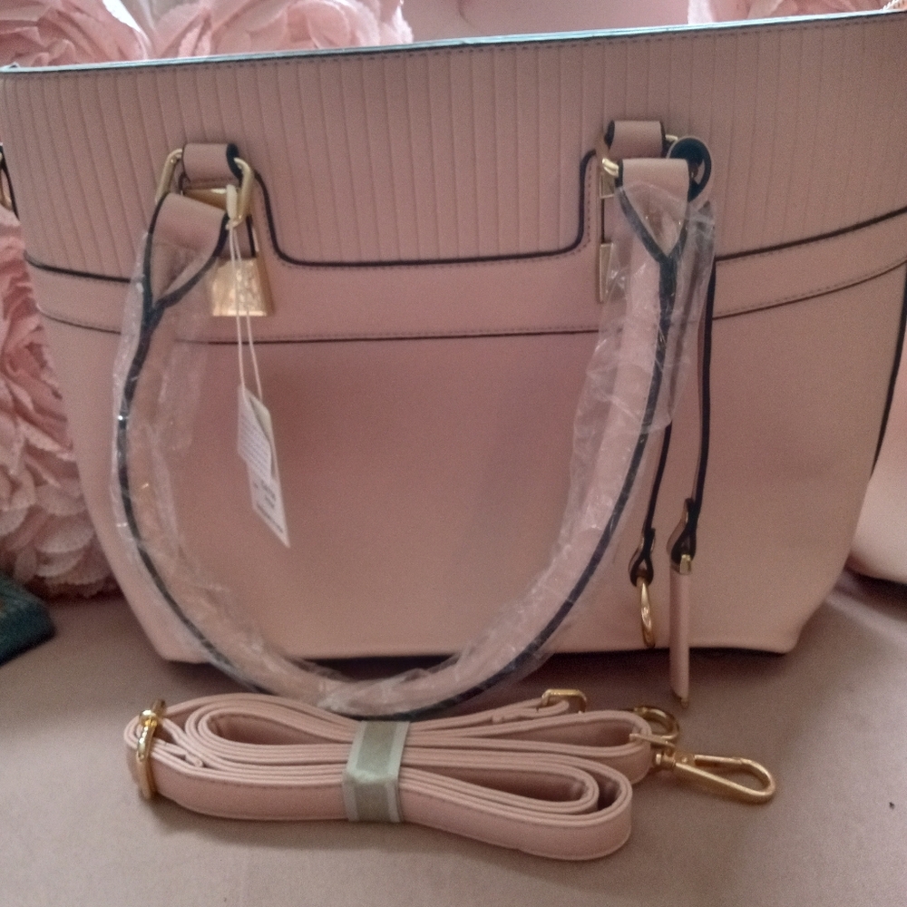 NWT BORRTEGA 2 MATCHING PIECE SET